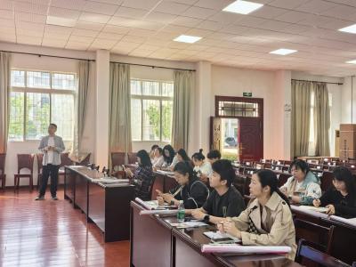 将军路街妇联举办“为全市困难妇女办理特定医疗安康保险”项目培训会