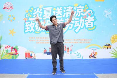 将花社区启动“炎夏送清凉”行动，30个微心愿点亮户外劳动者“清凉梦”