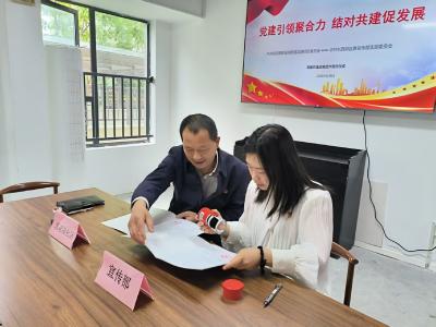 径河街道莲花湖社区：暖心修房解民忧 党建共建聚合力
