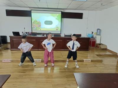径河街道民田社区：端午书香润童心 温情共读传大爱