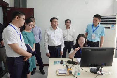 余从斌检查高考考点准备工作：精心组织 细心准备 暖心服务 精益求精确保高考平安平稳
