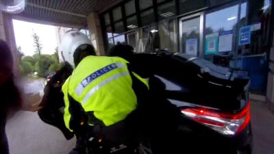 男子大脚趾不慎被砸断 武汉蔡甸交警4分钟紧急护送