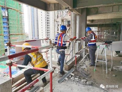  中秋遇国庆 蔡甸建筑工地“不打烊” 紧抓项目施工“黄金期”