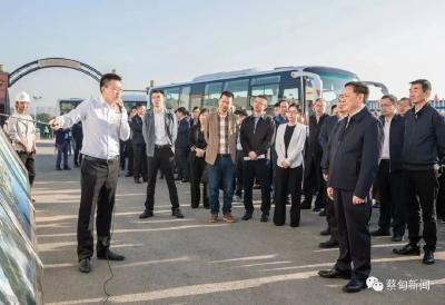 鼓足干事创业精气神 掀起拼搏赶超新热潮 蔡甸区三季度经济形势分析暨“十大工程”现场推进会召开