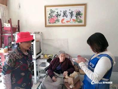 蔡甸恒大社区：社保年审“上门帮办” 贴心服务暖人心