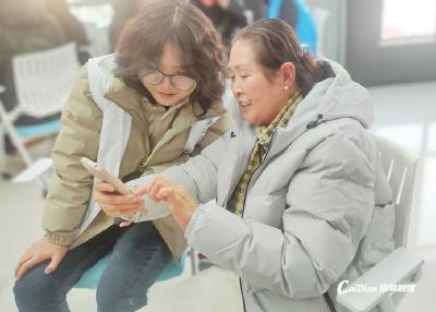 敬老爱老 同济社区爱心帮扶活动情暖侨胞