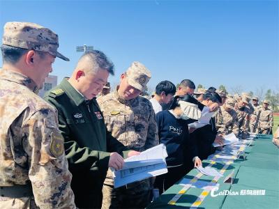  全市民兵军事训练规范化示范观摩会在蔡甸区举行