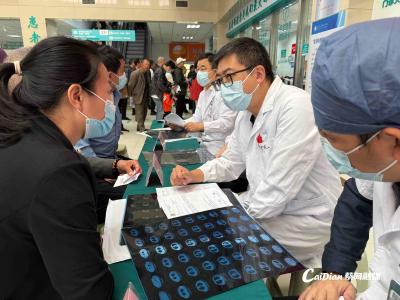 武汉协和名医蔡甸义诊日人气高，明日还有一场！