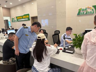 商户深夜连发18条微信，之后发生的事很暖心