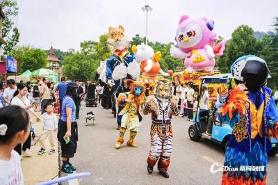 再次出圈！武汉野生动物王国冲上最受抖音网友欢迎特色景区全国TOP10