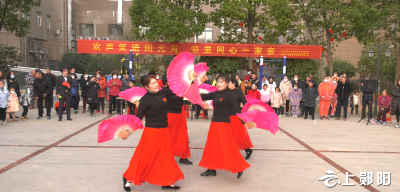 【网络中国节·元宵节】龙灯花船闹元宵   欢歌笑语喜洋洋