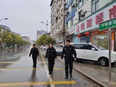 南化市场监管所严守群众“舌尖上的安全”