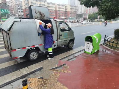 【能力作风建设在行动】郧阳区环卫所：做好文明城市创建    共建美好家园