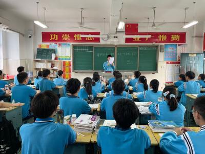 郧阳区一中：抓实学生一日常规   促进行为习惯养成