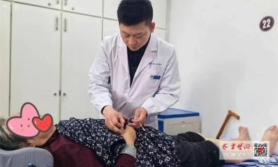 “象皮腿”困扰老人42年 十堰人医传统中医针灸科一根银针解顽疾