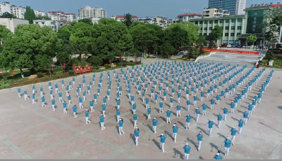 郧阳区举办庆“五•一”柔力球团体竞赛