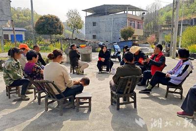 郧阳区胡家营镇政协：一线协商引清泉 解决困局暖民心