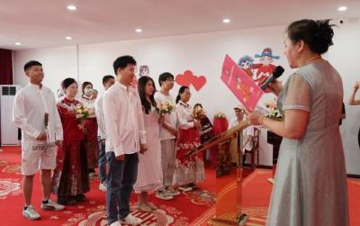 520超甜现场！集体婚礼见证爱情最美的样子