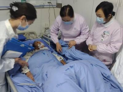 区质控中心专家现场指导 助力梅铺卫生院护理工作提质升级