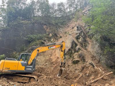区交通运输局：雨后抢抓黄金期修复期 保持道路畅通