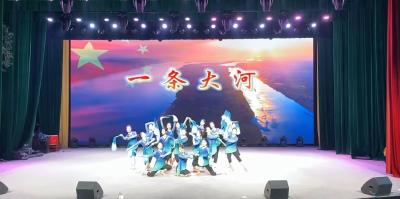  郧阳科技学校：舞姿歌声琴声绘就乡村文化盛宴