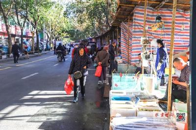 十堰张湾大市场“焕新升级”启动，临时市场已开放运营