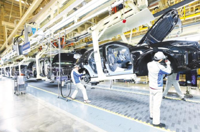 万亿产业刷新全国显示度 实体经济支撑更强劲