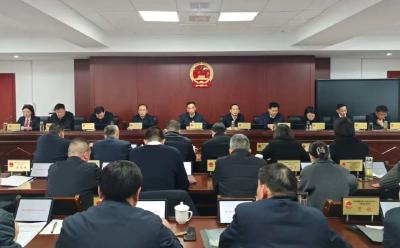 郧阳区十八届人大常委会第三十一次会议召开