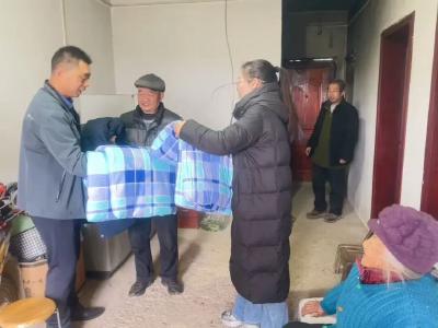郧阳区：扎实开展冬春救助 全力保障受灾困难群众温暖过冬