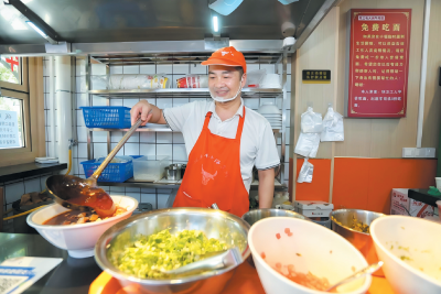 身边好人·助人为乐｜陈敏：知恩图报不忘本  “爱心汤面”践初心