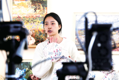 郧阳区：“云端”搭台 助农增收