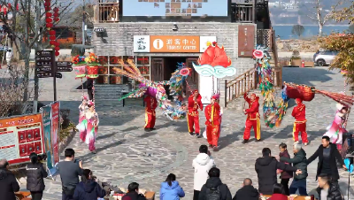 新春走基层 丨凤凰灯舞出四十载传承路