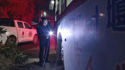 【新春走基层】公交“夫妻档”：对开路上的坚守与牵挂