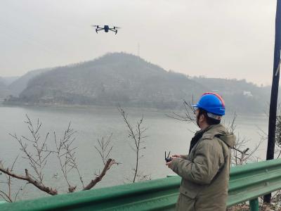 国网郧县供电公司：精准发力筑牢春季防外破安全网