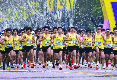 首席记者谈首季经济|春暖花开竞争艳——从湖北感知中部经济发展脉动