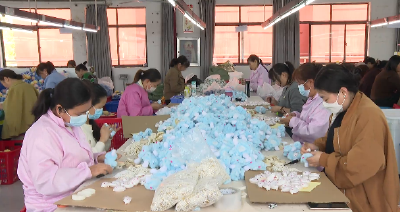 恒扬玩具：赶订单 抢进度 提效能