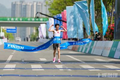 刚刚，堰马冠军出炉！现场组图来了！