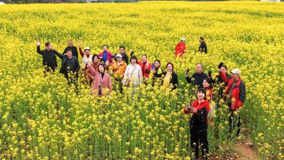 郧阳区老年大学摄影班：银龄镜绘郧阳美