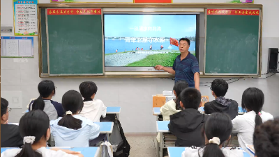 党旗飘扬践初心｜凌祖宏：守水护源十四载 育人生涯三十春