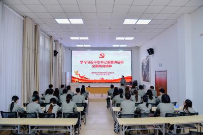 砺剑求索担使命 务实争先耀青春