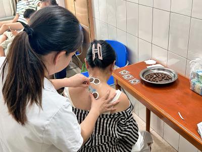 宜昌夷陵：“冬病夏治”正当时 三伏贴贴敷人气旺