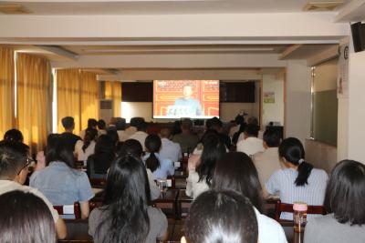 乐天溪镇：同观阅兵盛典 共享荣耀时刻