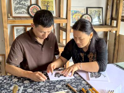 宜昌夷陵：以刀为笔 37载镌刻家乡风韵