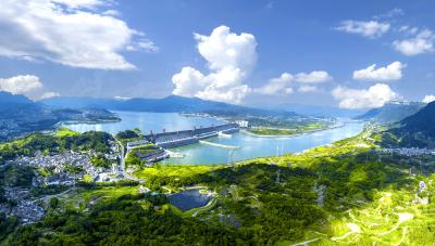 “两坝一峡”风光独好 峡江极宿引客来