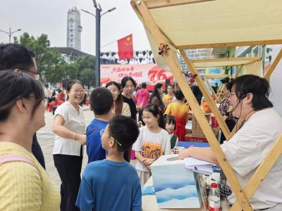 ​宜昌诗词嘉年华走进商场 市民沉浸式体验“书香双节”