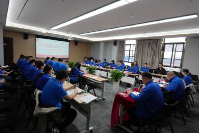 宜昌楚能党旗红 踔厉奋发启新程