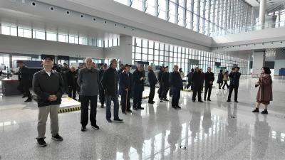 为霞满天映支点 银龄聚力谱新篇