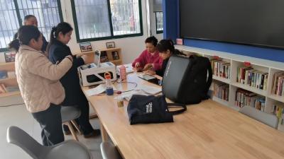 工行便民服务进社区   暖心助力居民更换社保卡