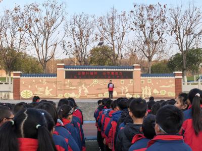 传承历史记忆 砥砺青春担当