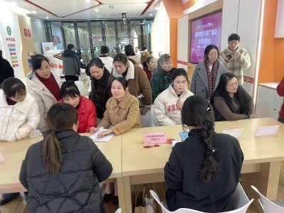 精准对接解急难，专场招聘助开业